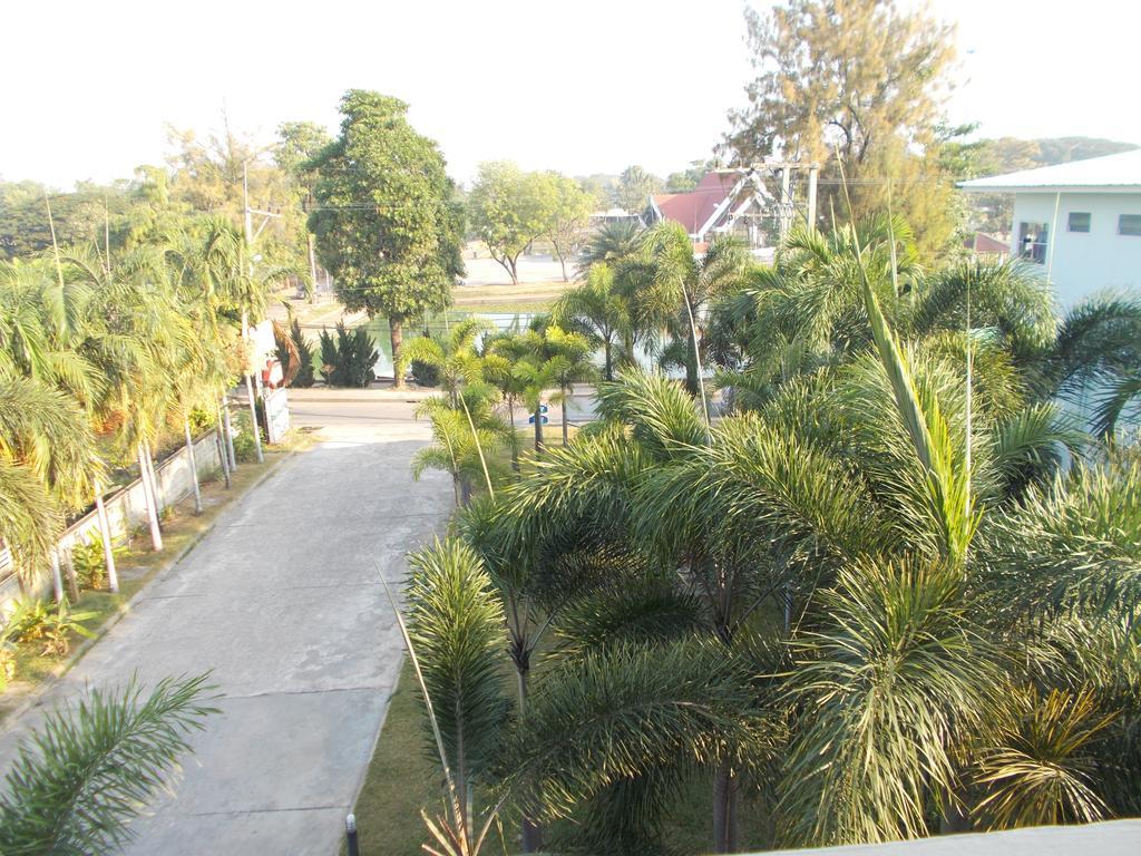 A.P.Garden Hotel Kalasin Buitenkant foto