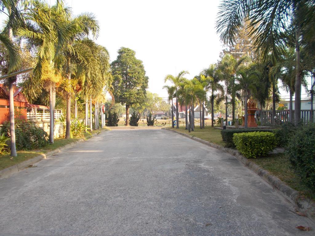 A.P.Garden Hotel Kalasin Buitenkant foto