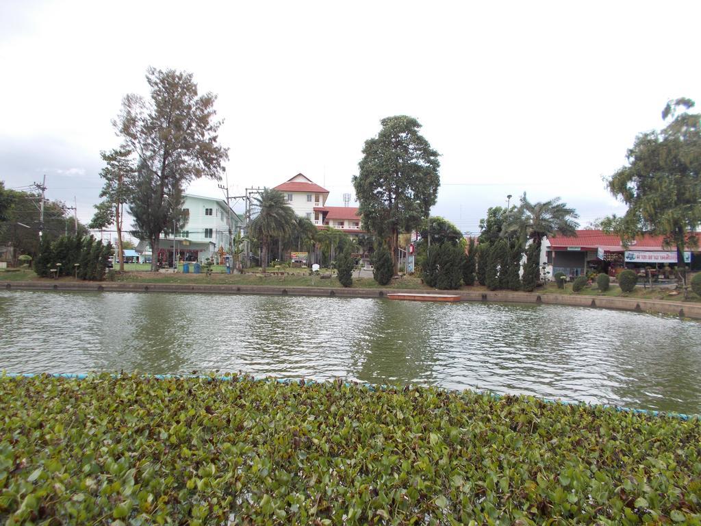 A.P.Garden Hotel Kalasin Buitenkant foto