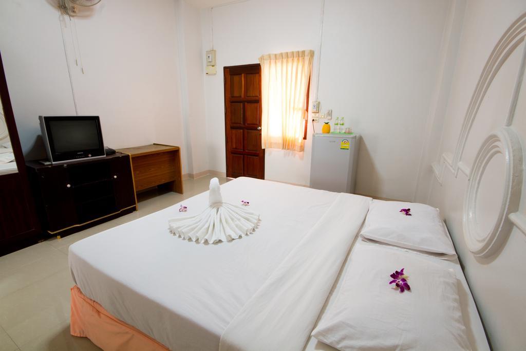 A.P.Garden Hotel Kalasin Buitenkant foto