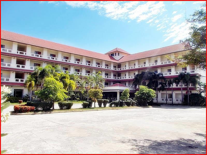 A.P.Garden Hotel Kalasin Buitenkant foto