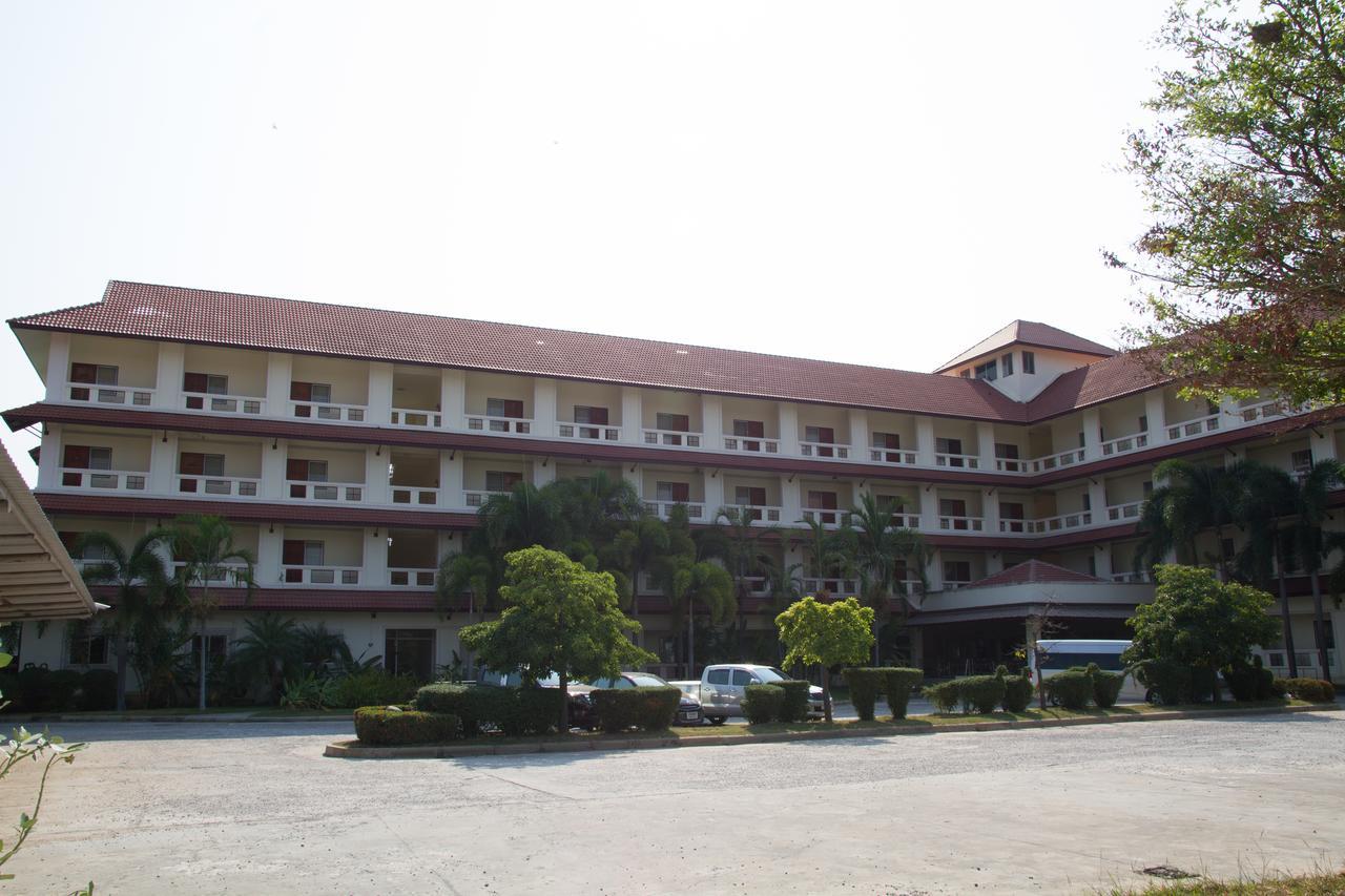 A.P.Garden Hotel Kalasin Buitenkant foto