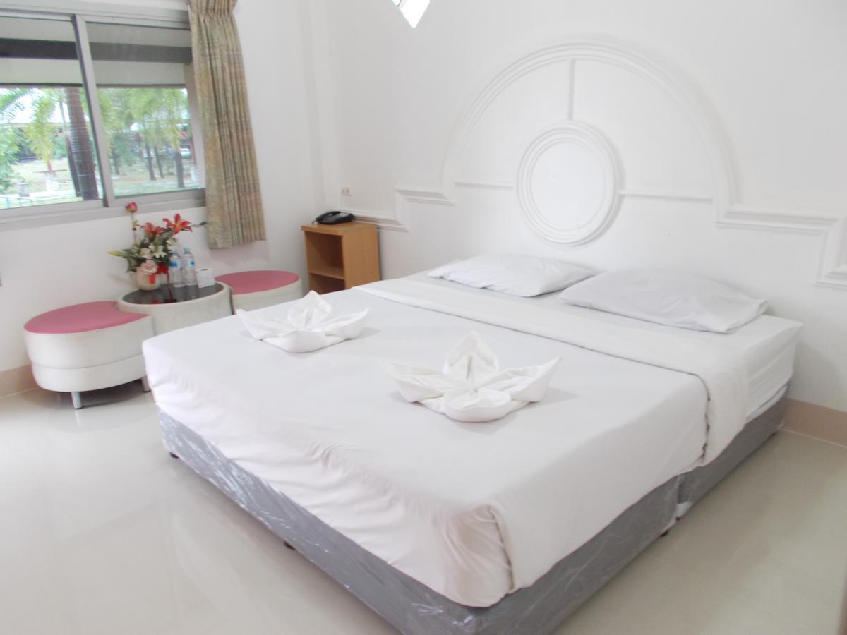 A.P.Garden Hotel Kalasin Kamer foto