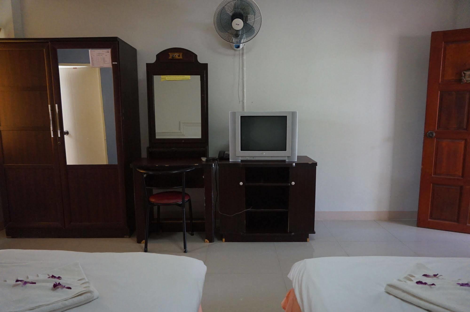 A.P.Garden Hotel Kalasin Buitenkant foto
