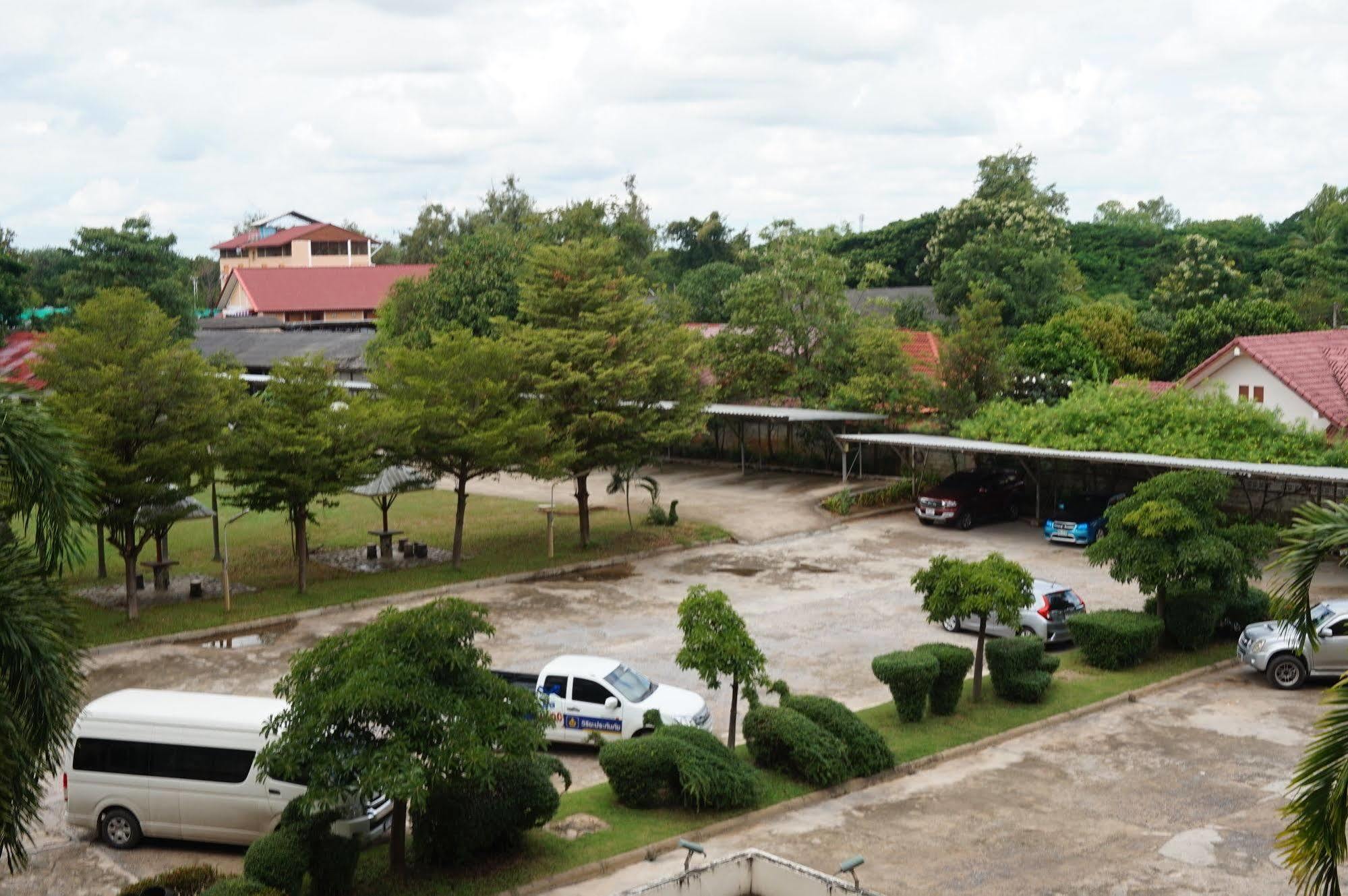A.P.Garden Hotel Kalasin Buitenkant foto